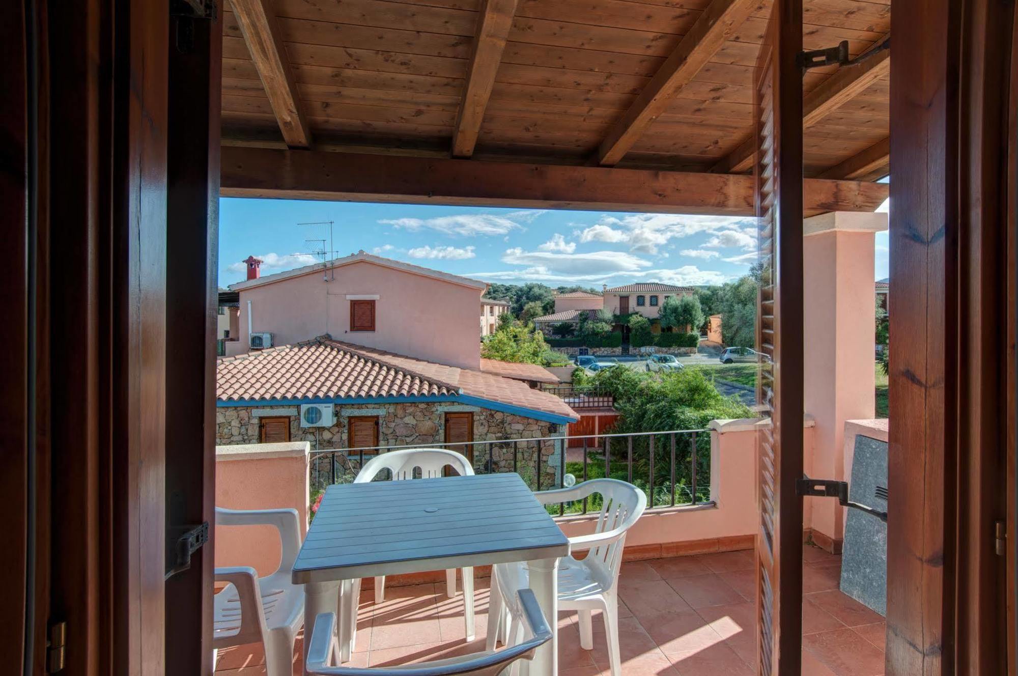 Residenze Gallura Сан-Теодоро Екстер'єр фото